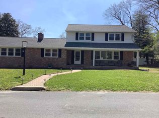 2459 Buttonwood Dr, Vineland, NJ 08361