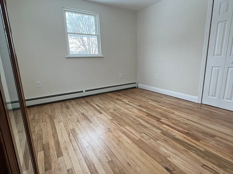 340 Maple St #A — Photo 15