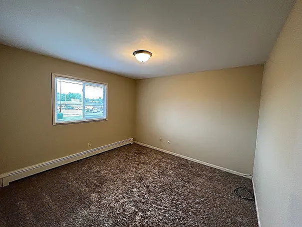 425 Shawmut Blvd NW — Photo 7