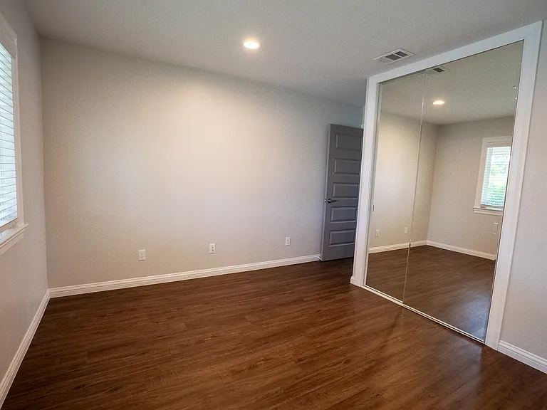 1164 Linda Dr — Photo 18
