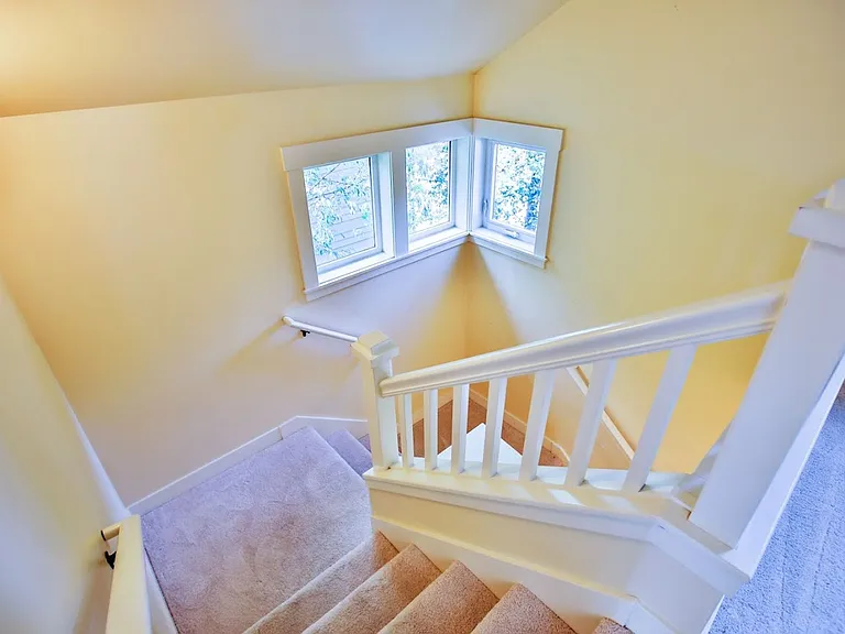 1086 Village Loop — Photo 19