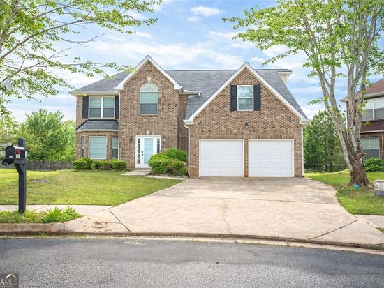 1412 Shelnutt Ct, Hampton, GA 30228