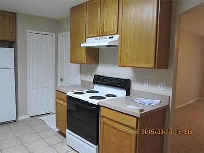 3rd image of 918 Lake Ave