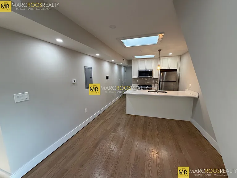 152 Trenton St #3B — Photo 7