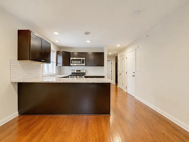 210 Hackensack St #B — Photo 2