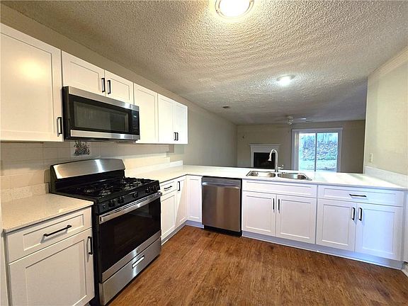 2nd image of 227 Quail Run