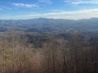 2712 Lyle Knob Rd, Franklin, NC 28734