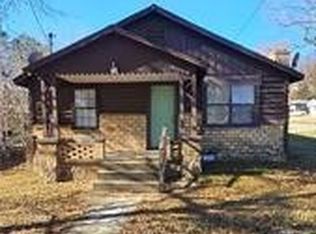 1119 N 24th St, Van Buren, AR 72956