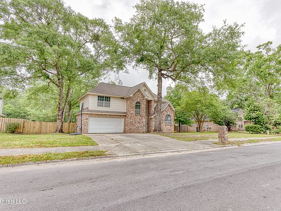 3rd image of 13634 Tara Hills Cir