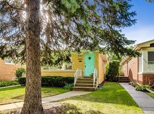 8524 Saint Louis Ave, Skokie, IL