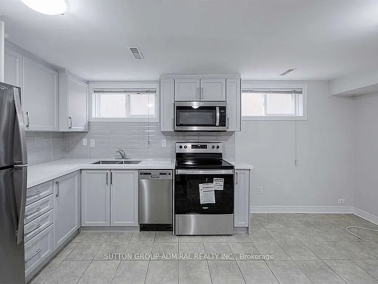 52 Farrell Ave #BASEMENT — Photo 14