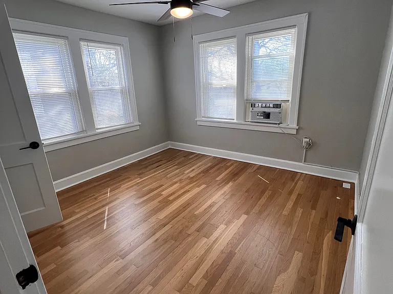 1809 W 41st St #2E — Photo 11