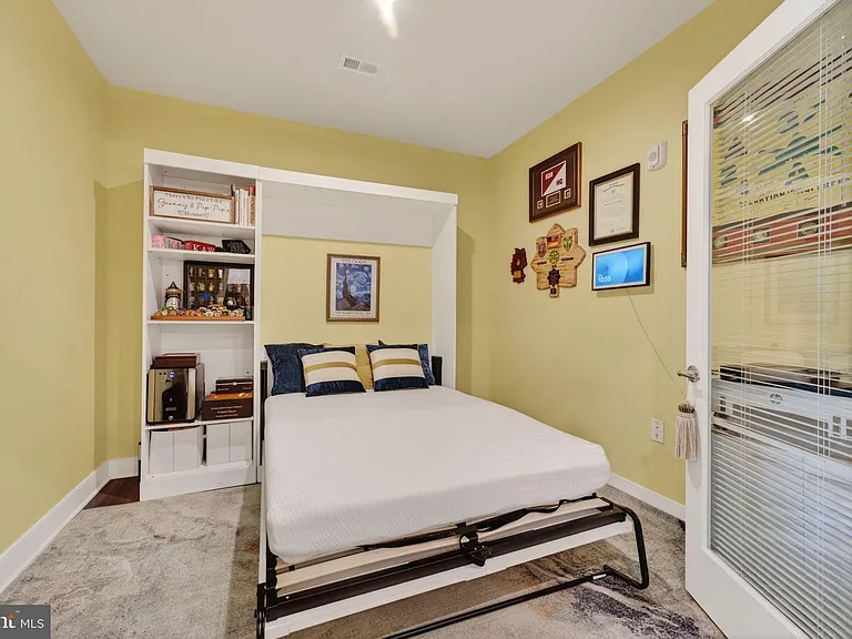102 Saint Ives Pl #305 — Photo 9