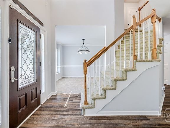 4th image of 106 Longwood Drive