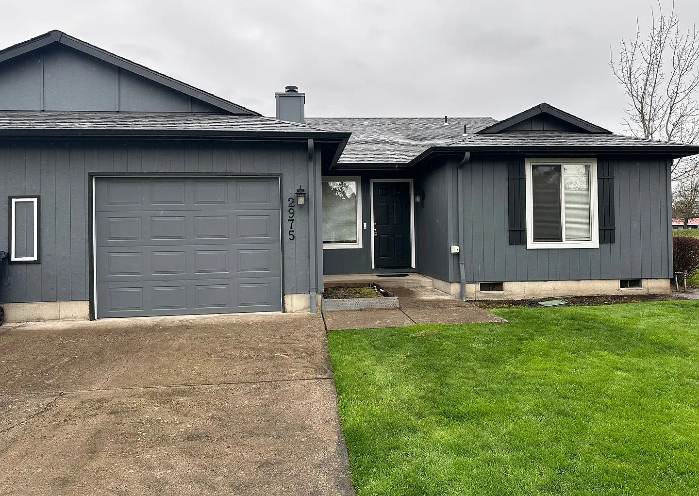 Updated 2 bedroom 2 bath duplex with garage! — Photo 1
