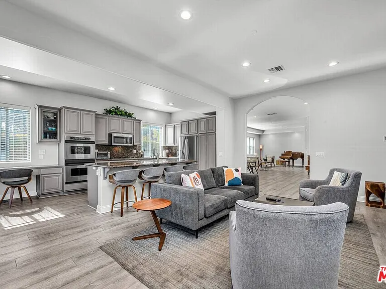 928 Harbor Crossing Ln — Photo 14