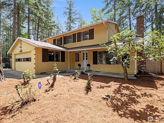 3rd image of 6323 89th Avenue W