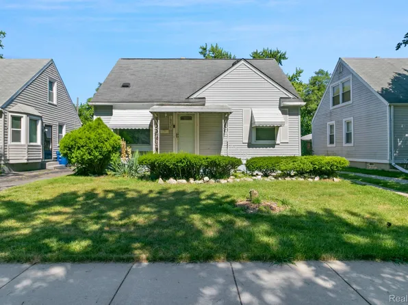 18630 Olympia St, Redford, MI 48240