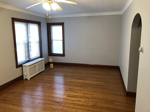 3rd image of 4424 N Marmora Ave #1