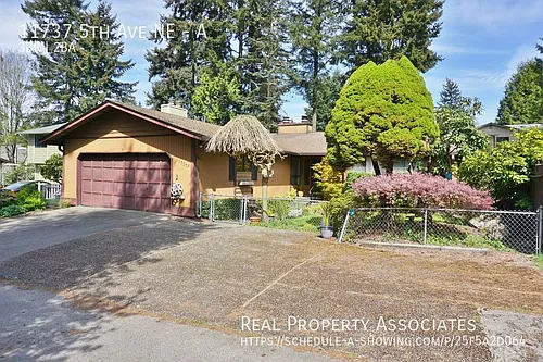 11737 5th Ave NE #A Photo 1