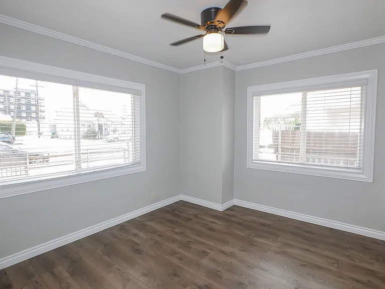 2924-2932 Suncrest Dr — Photo 30