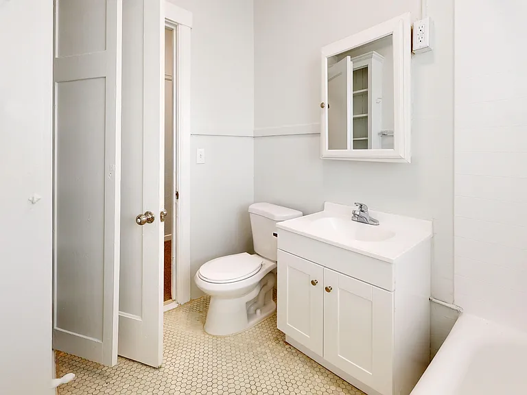 505 Taylor St #309 — Photo 9
