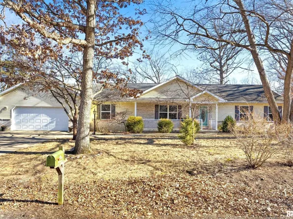 109 Oaklawn Ct, East Peoria, IL 61611