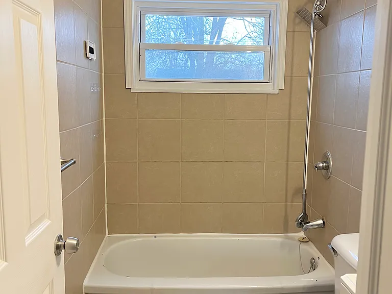 12785 Sherman Ave — Photo 12