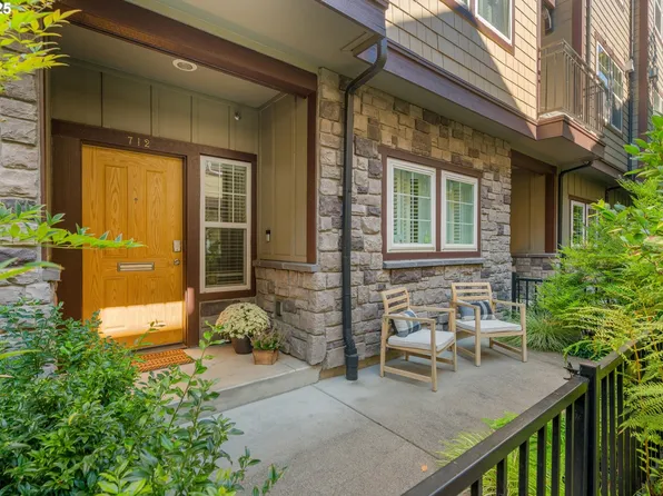712 SE 33rd Ave #12, Portland, OR 97214