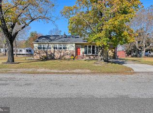 62 E End Ave, Carneys Pt, NJ 08069