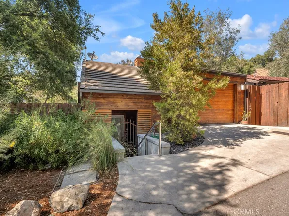 4315 Morro Dr, Woodland Hills, CA 91364