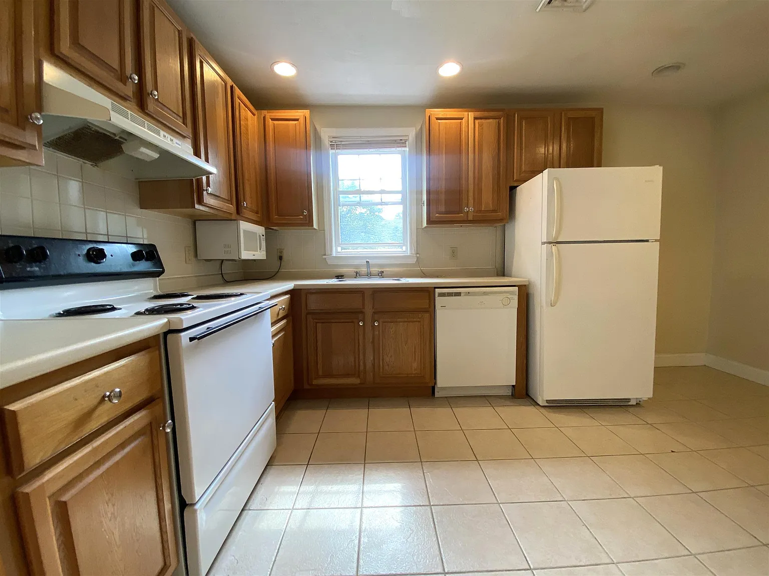 1 bed, 700 sqft, $2,900 — Photo 4