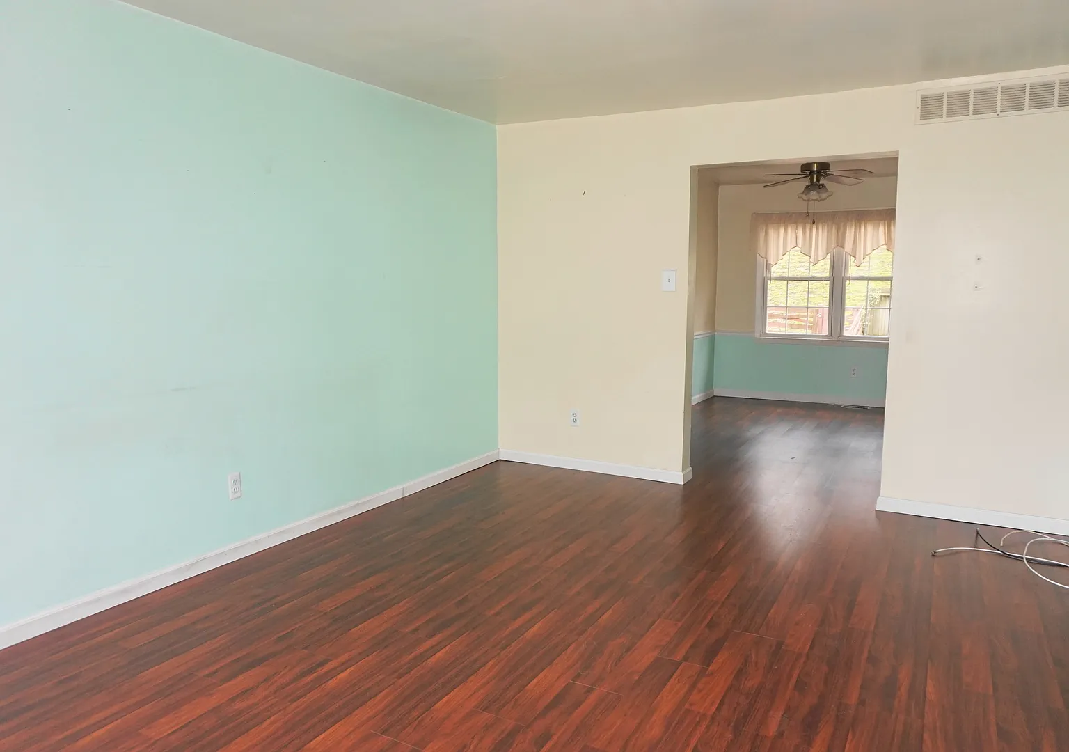 Charming 3BD/1BA Townhome in Belmont/Nottingham, MD! — Photo 3