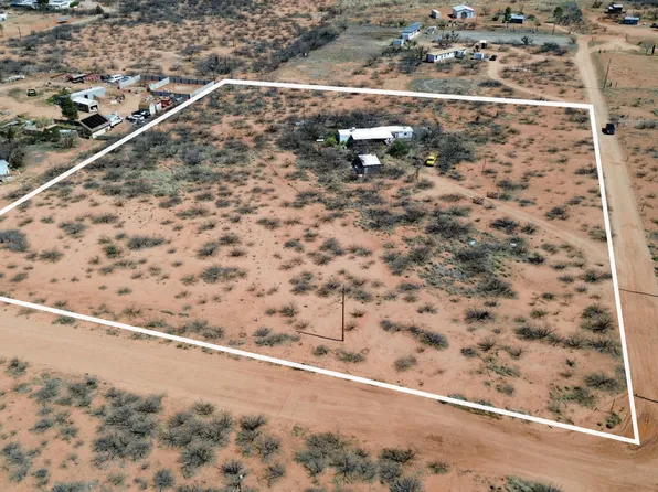 5903 S RANCH Road, Hereford, AZ 85615