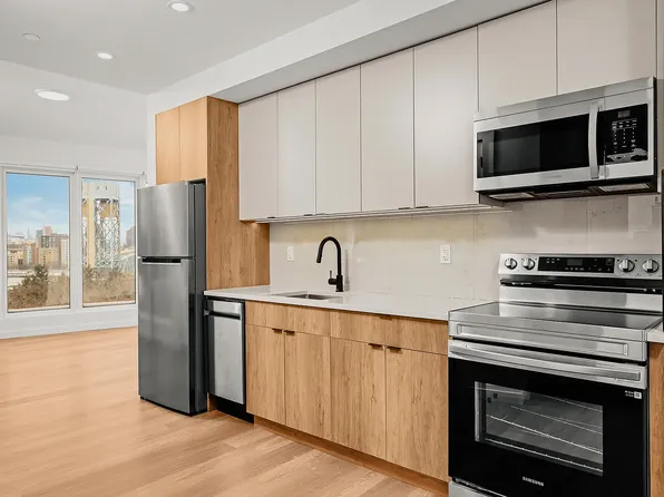 261 Grand Concourse, Bronx, NY