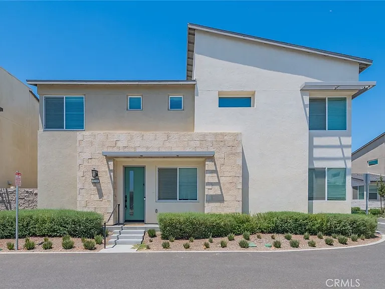 3218 S Jasper Paseo — Photo 1