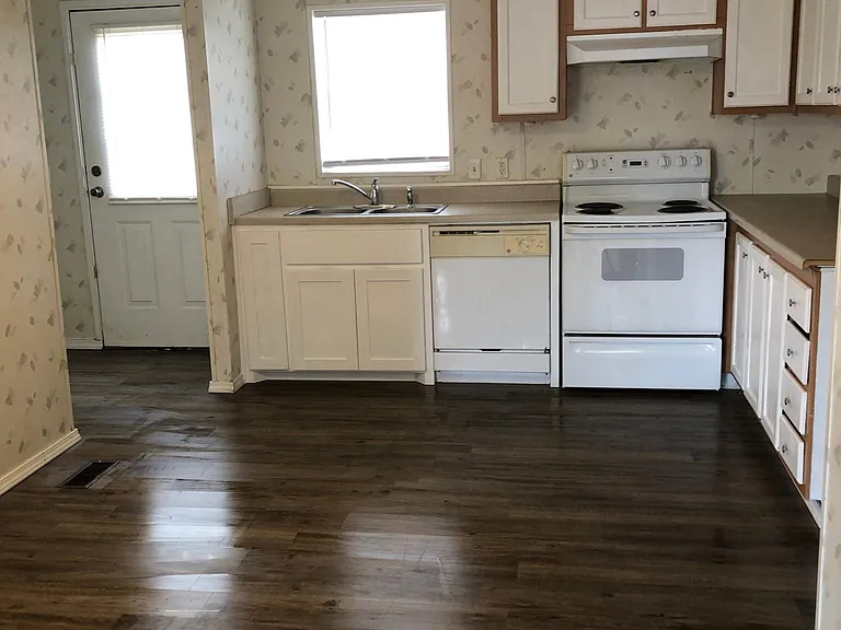 134A Loma Linda Ln — Photo 5