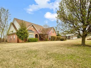 2716 Secretariat, Springdale, AR 72762