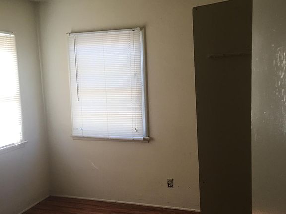 4th image of 127 S Atlantic Blvd APT C