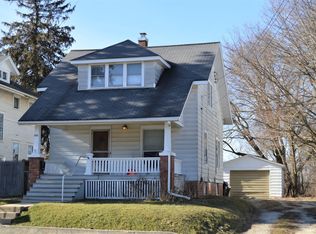 805 S Morris Ave, Bloomington, IL