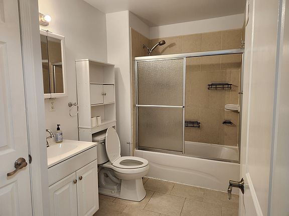 Upstairs Bath