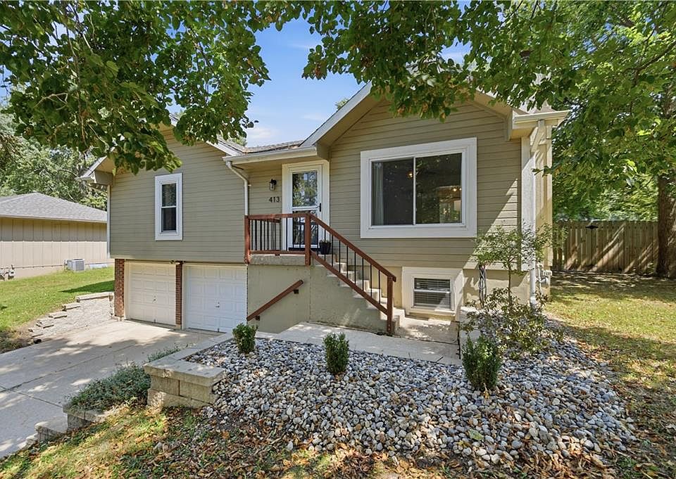 1st image of 413 SE Annette St