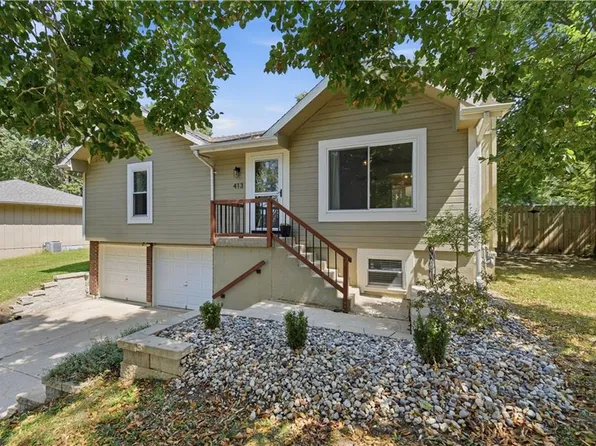 413 SE Annette St, Lees Summit, MO 64063