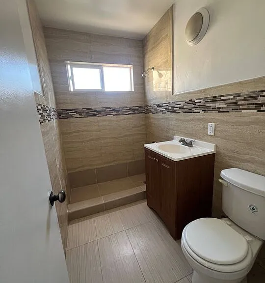 4822 Rosewood Ave #4 — Photo 12