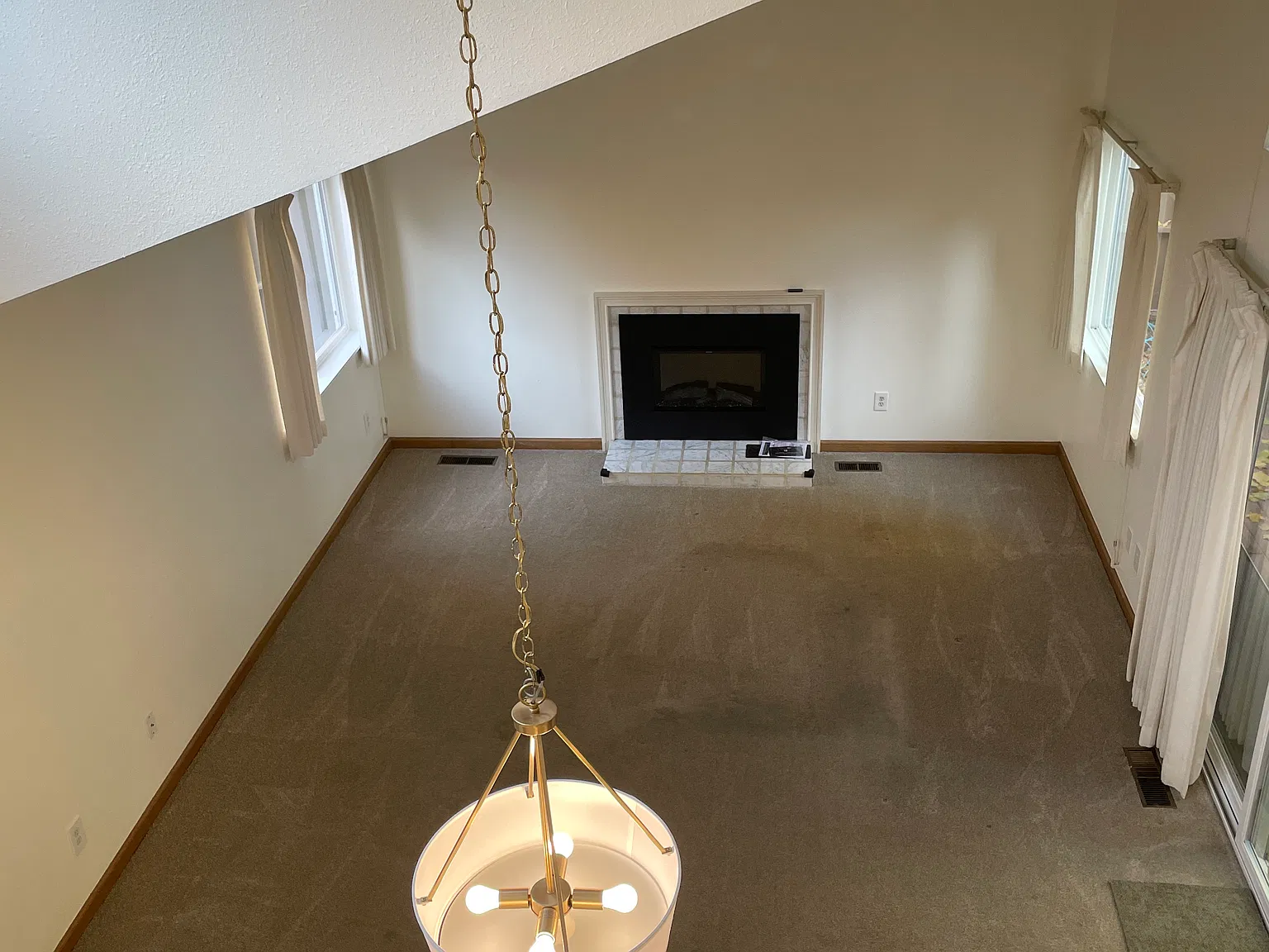 4 bed, 1454 sqft, $2,800 — Photo 4