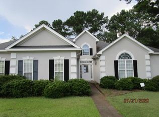 1606 Devon Dr, Albany, GA 31721