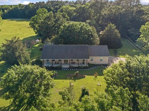 6214 Cottonwood Rd, Dothan, AL 36301