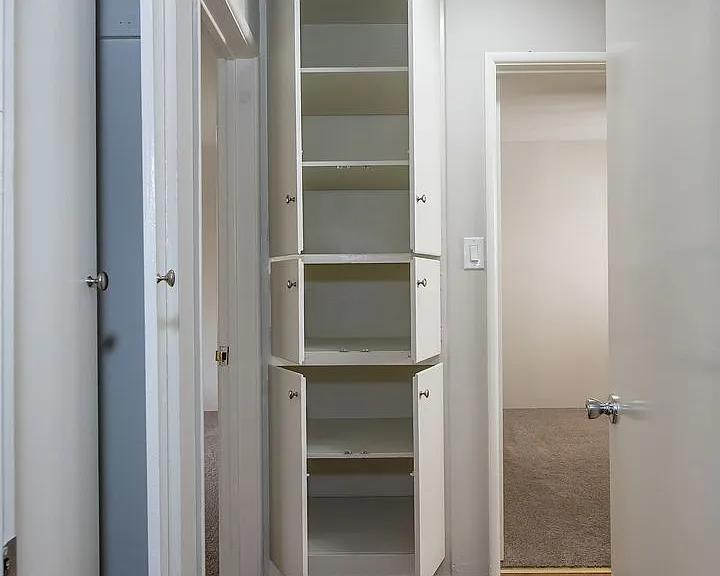 320 N Howard St — Photo 11