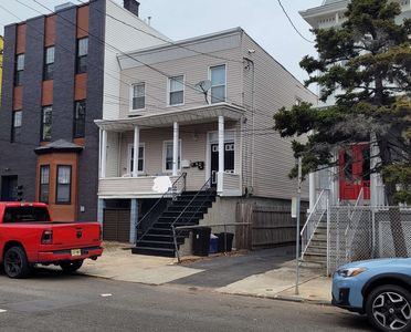 84 Prospect St, Jersey City, NJ, 07307