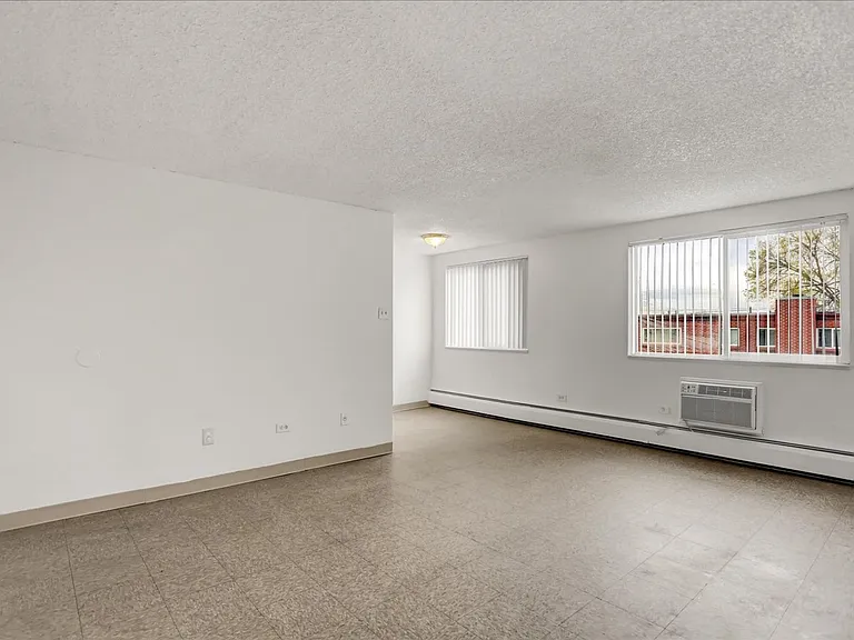 Section 8 Approved! Great location close to the city! — Photo 20